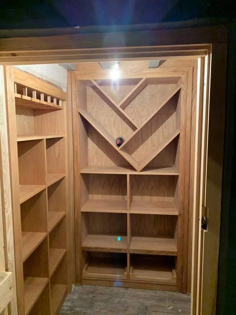 Oak wine cellar storage